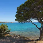Hotel Centro Vacanze Isuledda 4*