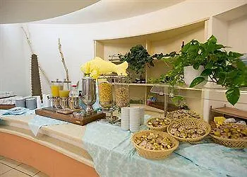 מלון Centro Vacanze Isuledda 4*