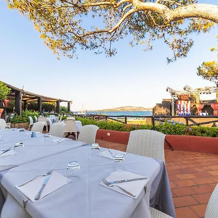 Hotel Centro Vacanze Isuledda 4*