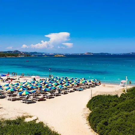 Centro Vacanze Isuledda קניגיונה