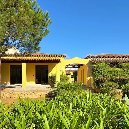 Centro Vacanze Isuledda Hotell 4*