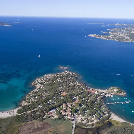 Centro Vacanze Isuledda 4*