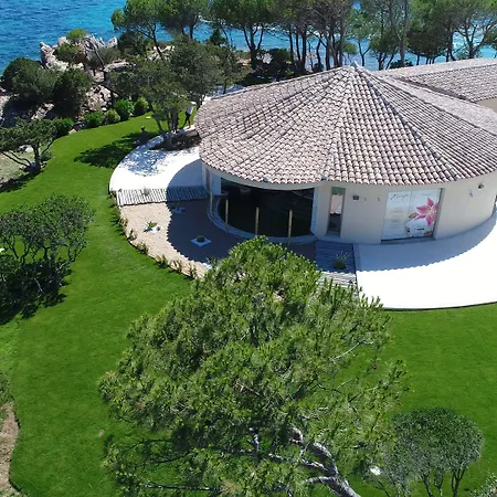 Centro Vacanze Isuledda Hotell