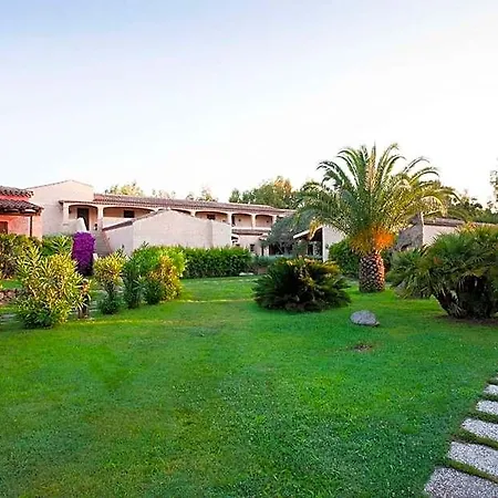 Centro Vacanze Isuledda Hotel Cannigione