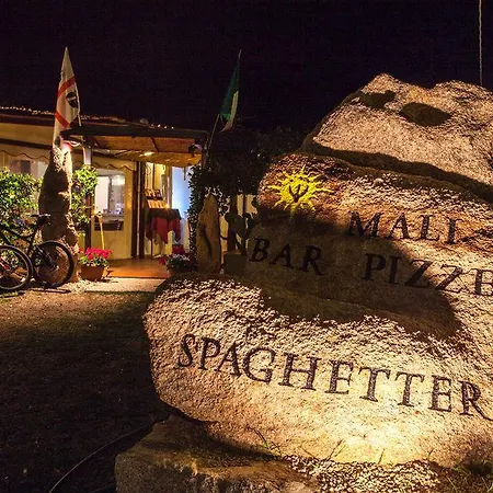 Centro Vacanze Isuledda Hotel Cannigione