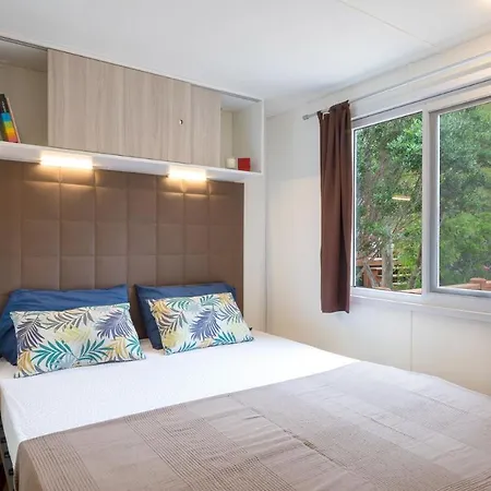 Hotell Centro Vacanze Isuledda