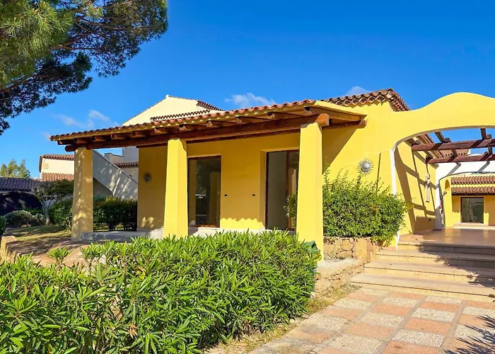 Centro Vacanze Isuledda 4* كانّيجوني