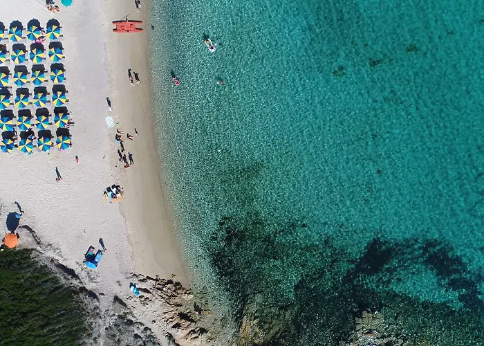 فندق Centro Vacanze Isuledda كانّيجوني