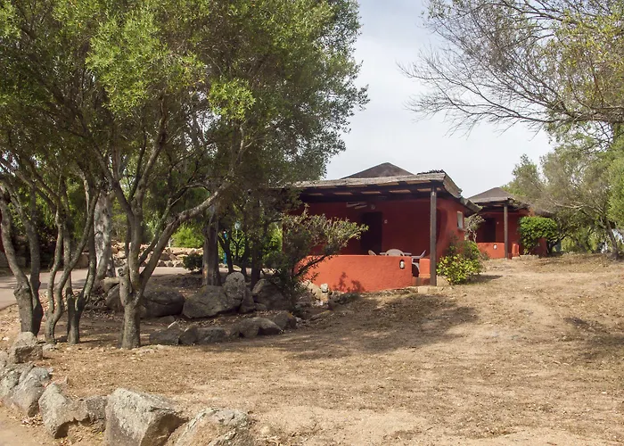 Centro Vacanze Isuledda Hotel