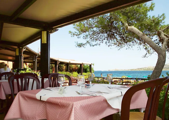 Hotel Centro Vacanze Isuledda 4*