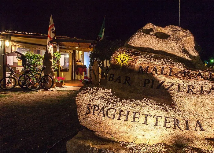 Centro Vacanze Isuledda 4* كانّيجوني