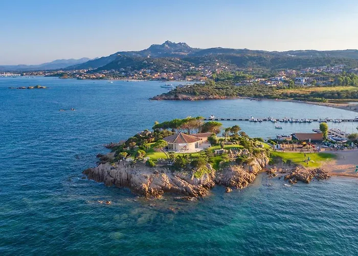 Centro Vacanze Isuledda Hotel