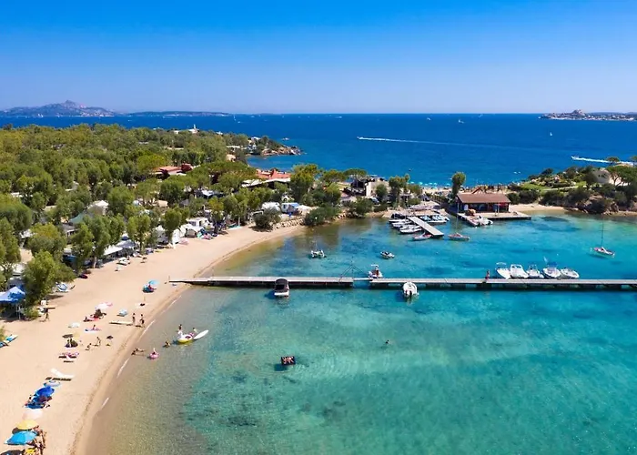 Centro Vacanze Isuledda Hotel Cannigione